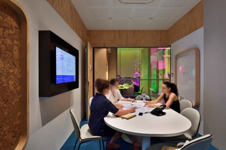 The Working Capitol on Robinson