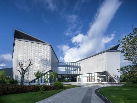 Yazhou Bay Science & Technology City Industry Promotion Center