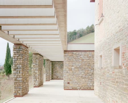 Effevu House