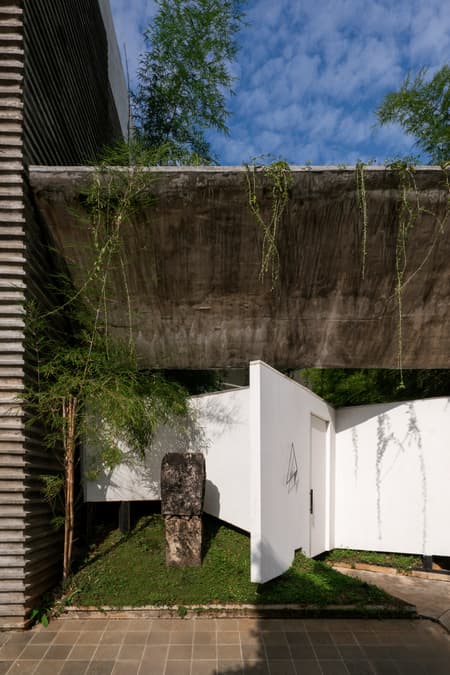 Folded Rooms Garden