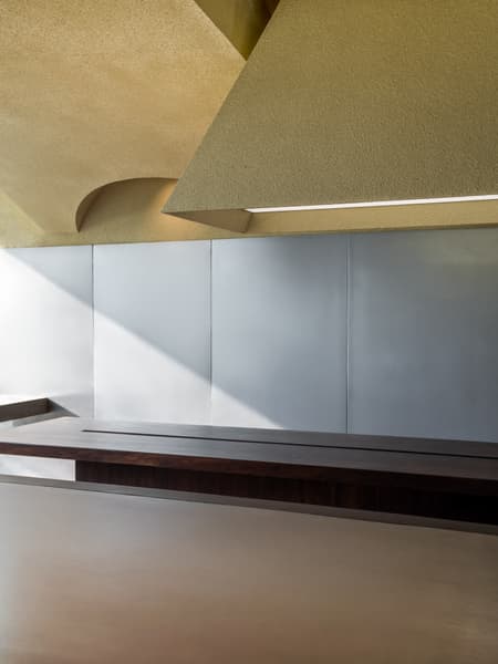Billboards R&D Lab - A take on contemporary minimalism