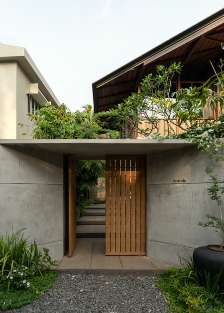 Ananda House