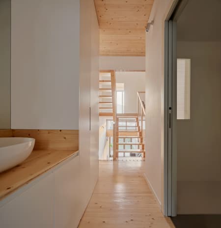 115ARI Single-Family Home Between Party Walls in Sabadell