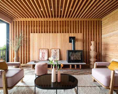 Mohegan Trail Residence