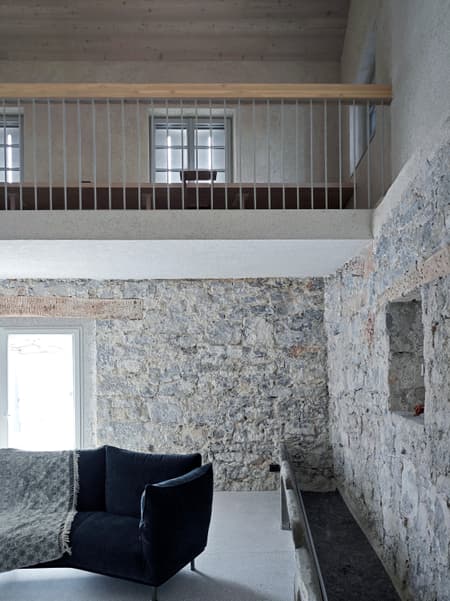The Avber House