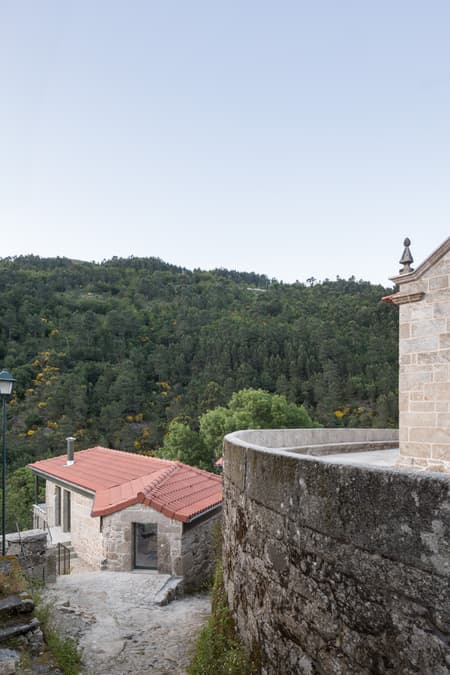 The Sister Houses