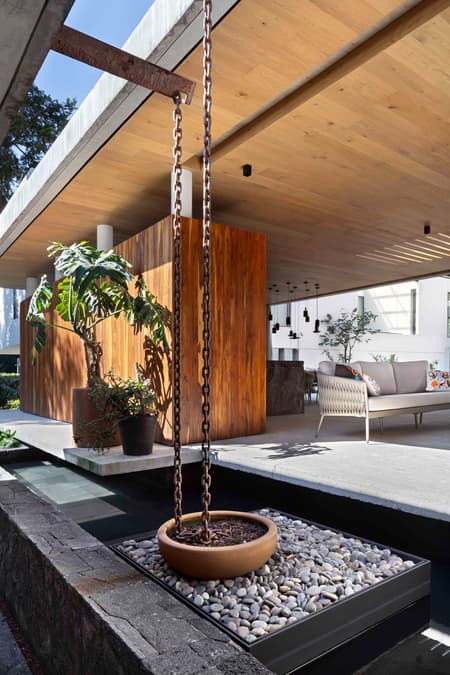 Hummingbird House