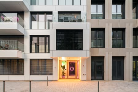 Coe48 Office and Apartment Building