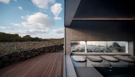 Jeju Wollyeong CAVE Villa