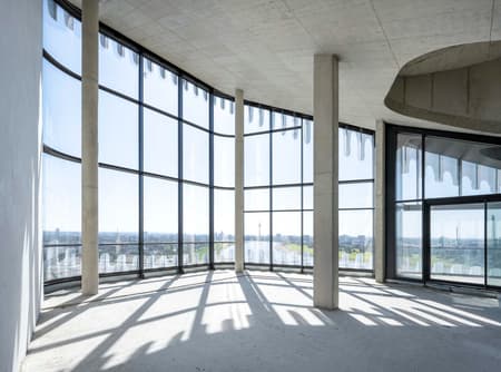 ZIPPER RKM 740 Tower