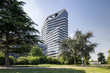 ZIPPER RKM 740 Tower