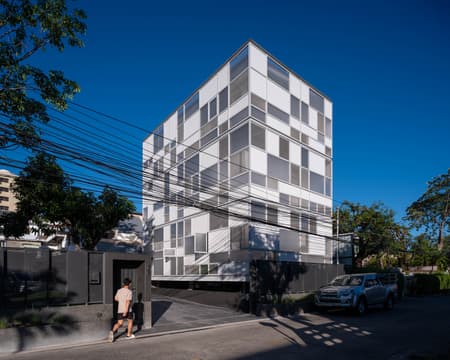 LP115 House