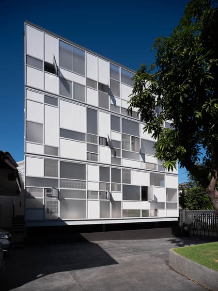 LP115 House