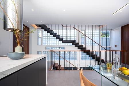 LP115 House