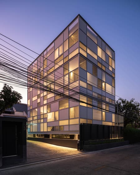 LP115 House