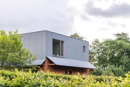 House S-L