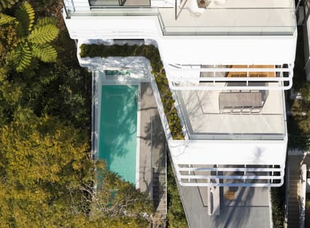 Earth-Ship House