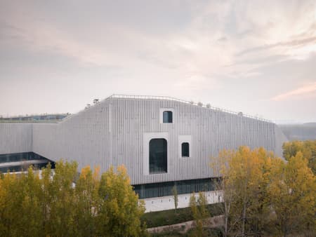 Yellow River National Museum Building and Park