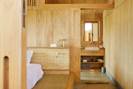 YAWN YARD Kouri Island