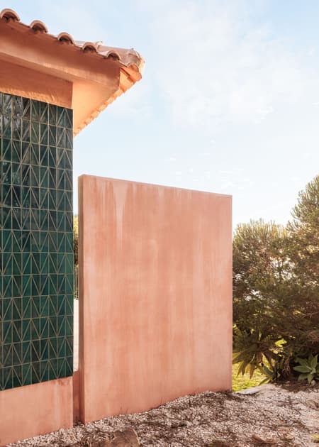 House Azóia AIP
