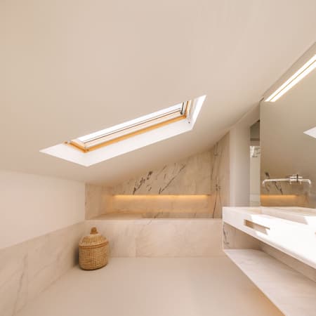 House Azóia AIP
