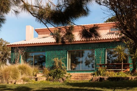 House Azóia AIP