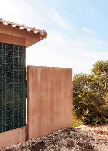 House Azóia AIP