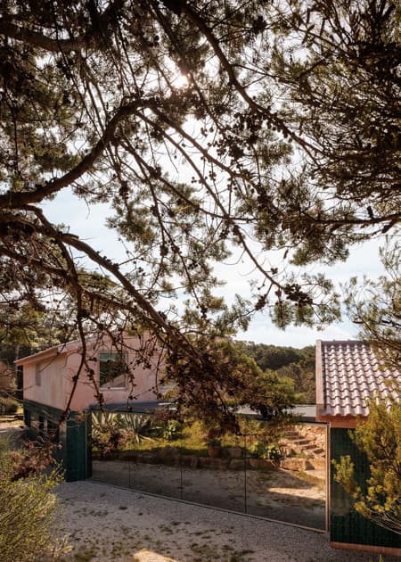 House Azóia AIP