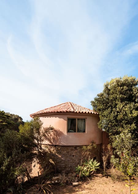 House Azóia AIP