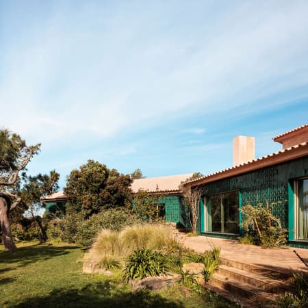 House Azóia AIP