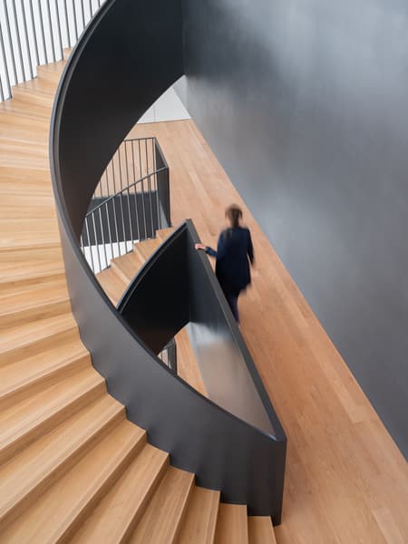 InDéfense & Hôtel OKKO