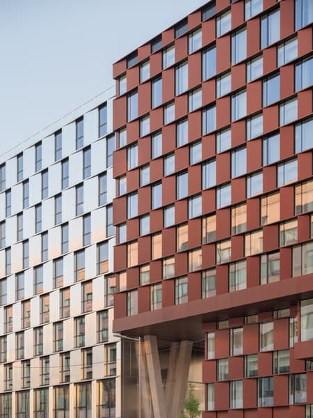 InDéfense & Hôtel OKKO