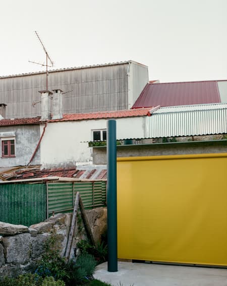 House Within a Few Lines