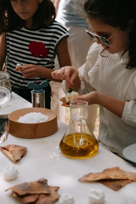 Live Multispecies Kitchen