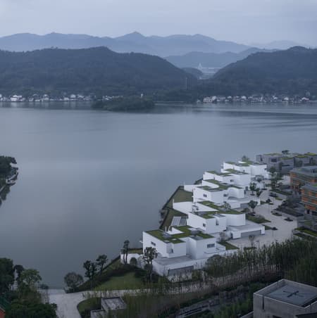 Dongqian Lake Club Houses