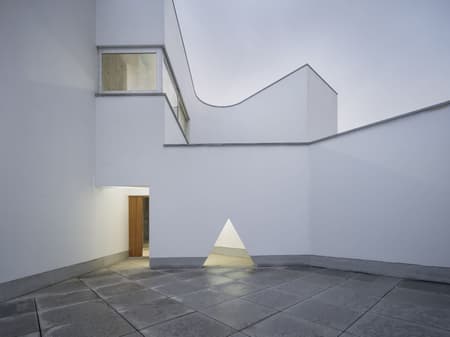 Dongqian Lake Club Houses