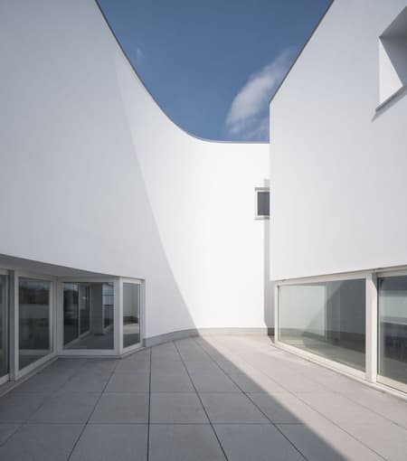 Dongqian Lake Club Houses