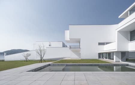 Dongqian Lake Club Houses