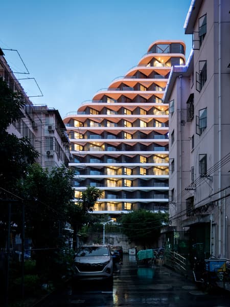 K. Wah Riverside E18 Residence
