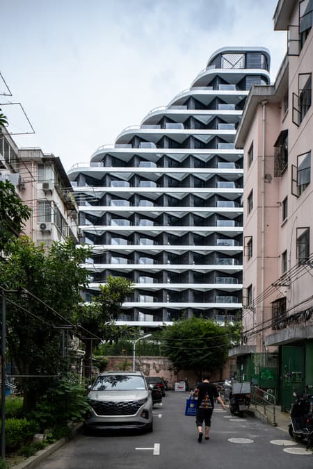 K. Wah Riverside E18 Residence