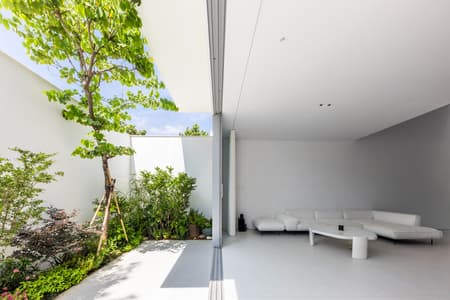 F10 House