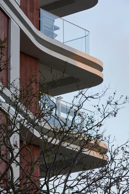 Pointe Living Apartment 