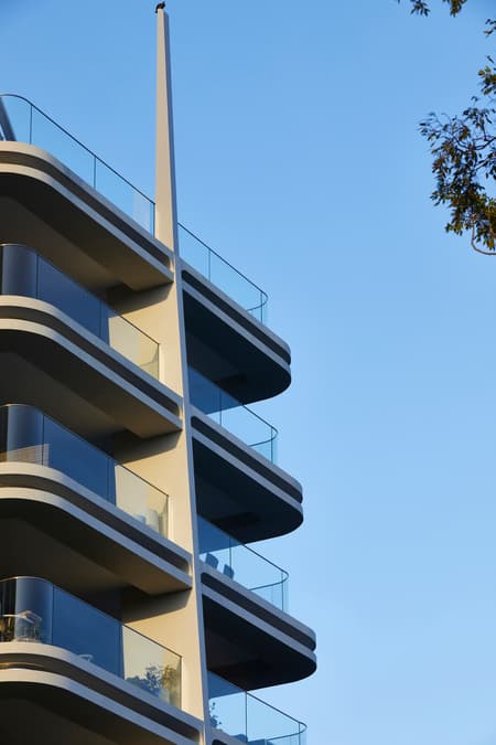 Pointe Living Apartment