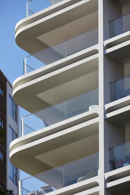 Pointe Living Apartment 