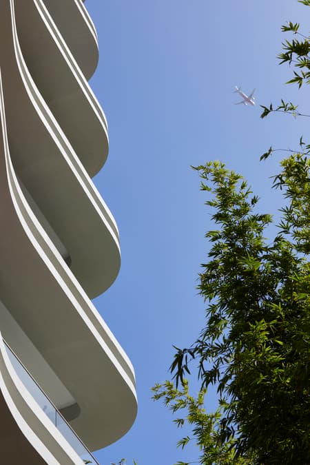 Pointe Living Apartment 