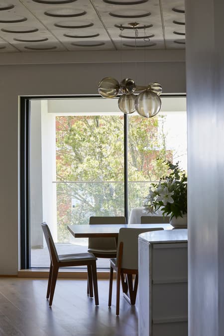 Pointe Living Apartment