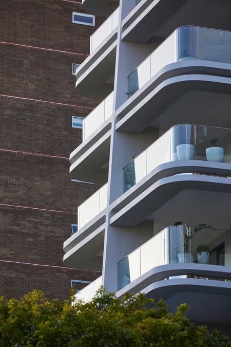 Pointe Living Apartment 