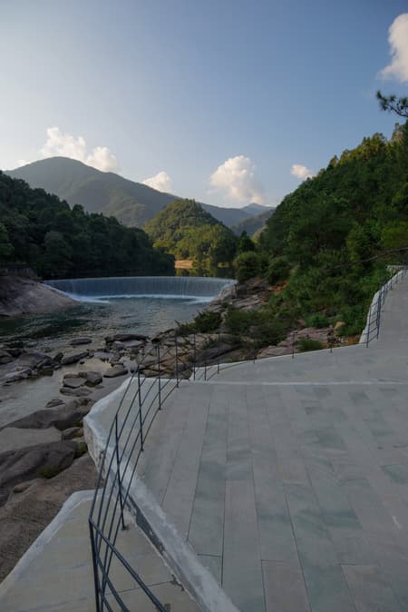 Moon Bay Waterfall Viewing