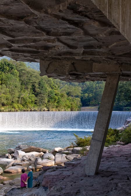 Moon Bay Waterfall Viewing