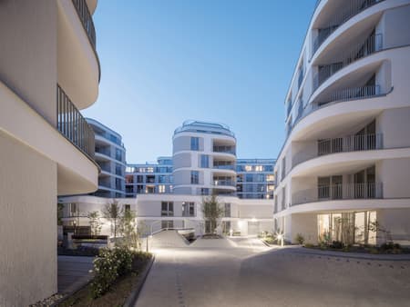 Port-o-Prenz Apartments